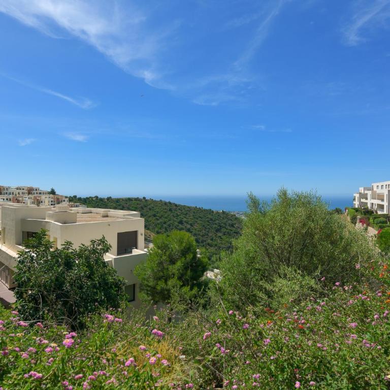 Marbella Luxury penthouse: indoor pool and private terrasse - Two-Bedroom Apartment - 34