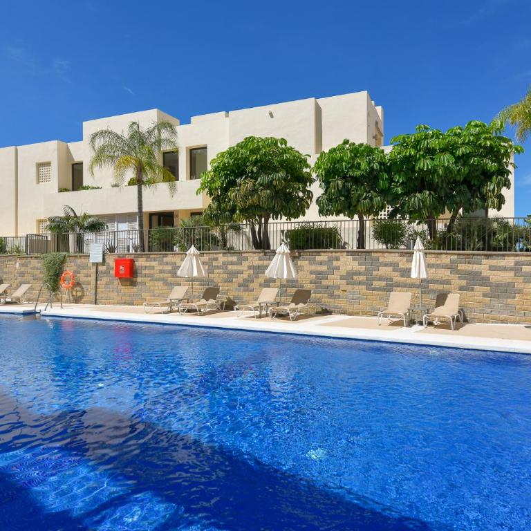 Marbella Luxury penthouse: indoor pool and private terrasse - Two-Bedroom Apartment - 35