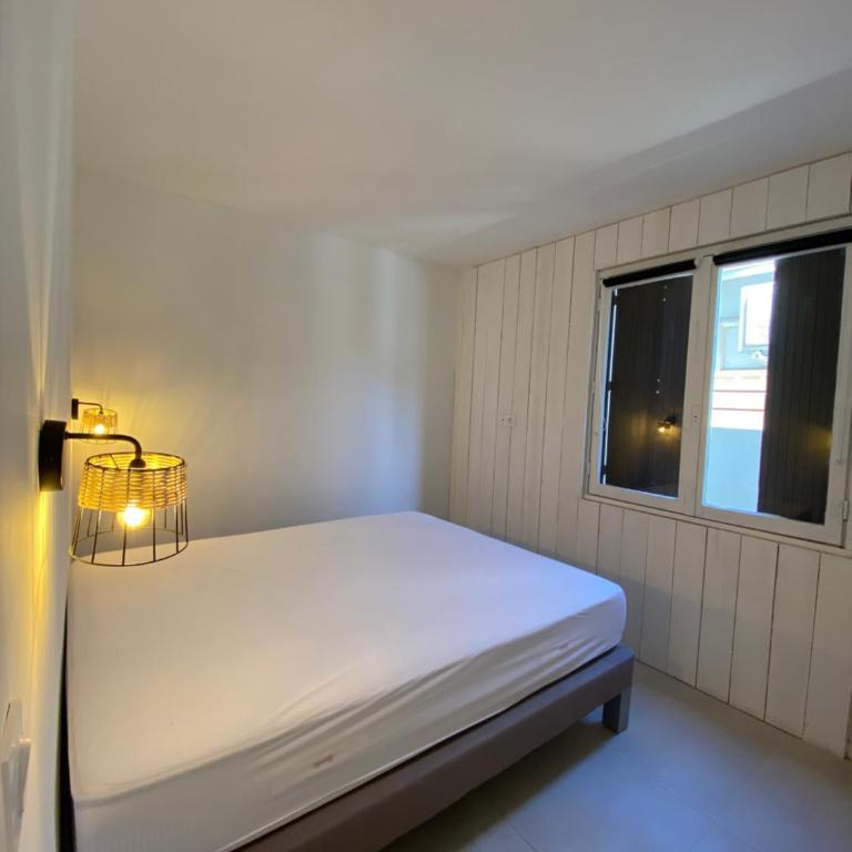 Oasis Cove, maisons au bord de l'eau, plage de Sète - Maison 5 Chambres - 9