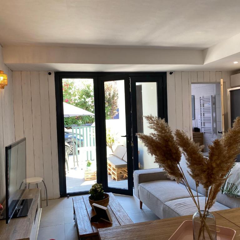 Oasis Cove, maisons au bord de l'eau, plage de Sète - Maison 5 Chambres - 22