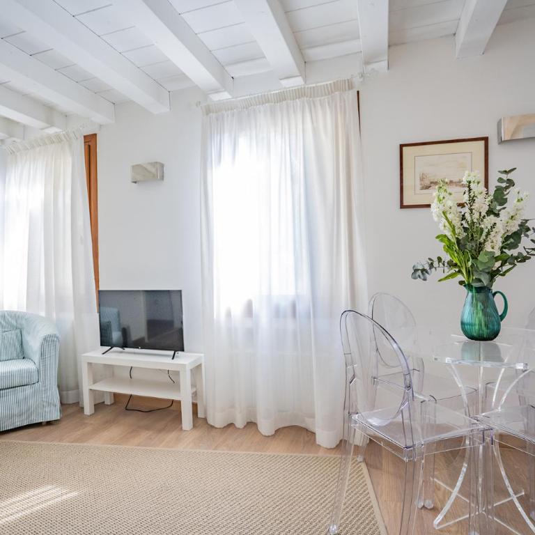 Ca' Dei Musicanti 2 Few Steps from Rialto Bridge! - Two-Bedroom Apartment - 3