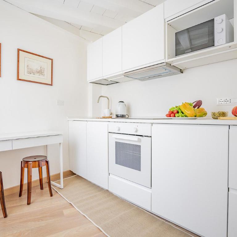 Ca' Dei Musicanti 2 Few Steps from Rialto Bridge! - Two-Bedroom Apartment - 4