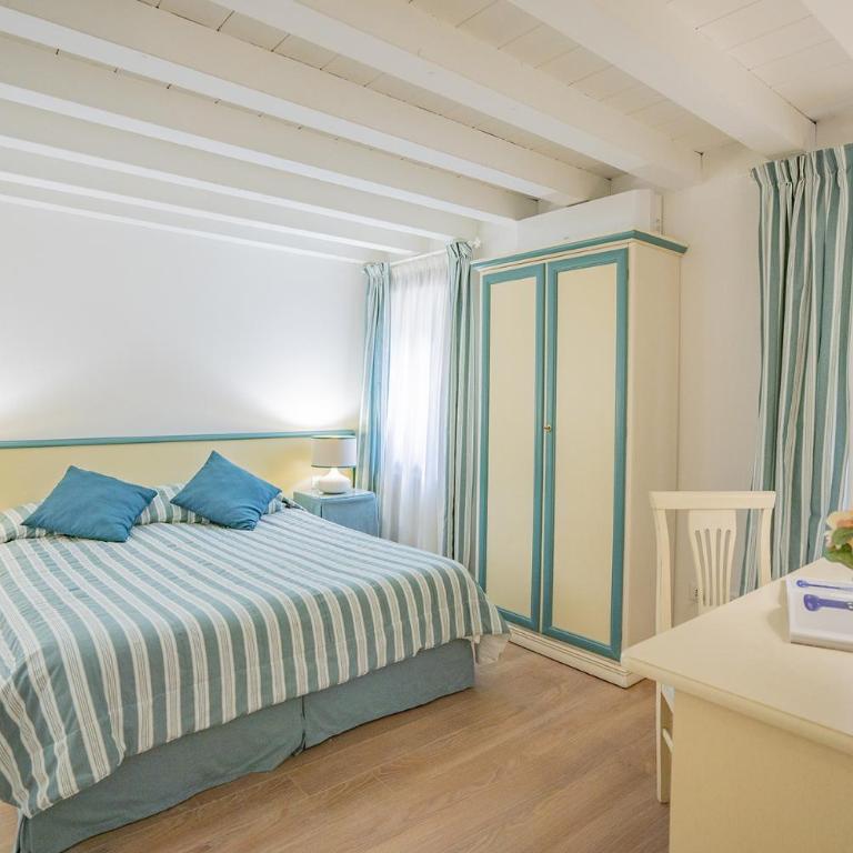 Ca' Dei Musicanti 2 Few Steps from Rialto Bridge! - Two-Bedroom Apartment - 5