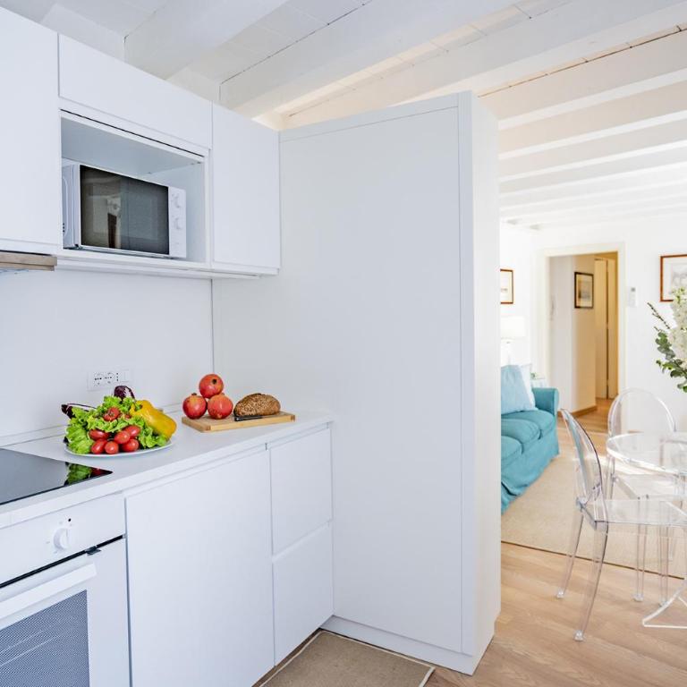 Ca' Dei Musicanti 2 Few Steps from Rialto Bridge! - Two-Bedroom Apartment - 9