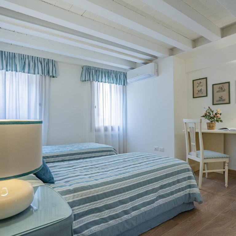 Ca' Dei Musicanti 2 Few Steps from Rialto Bridge! - Two-Bedroom Apartment - 20
