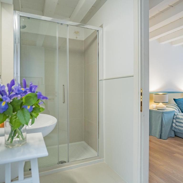 Ca' Dei Musicanti 2 Few Steps from Rialto Bridge! - Two-Bedroom Apartment - 21