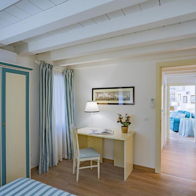 Ca' Dei Musicanti 2 Few Steps from Rialto Bridge! - Two-Bedroom Apartment - 26