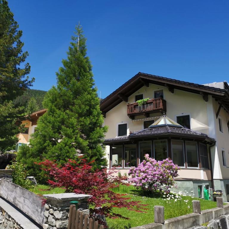 Ferienwohnung Maierhofer - Apartment mit 2 Schlafzimmern und Balkon - 3