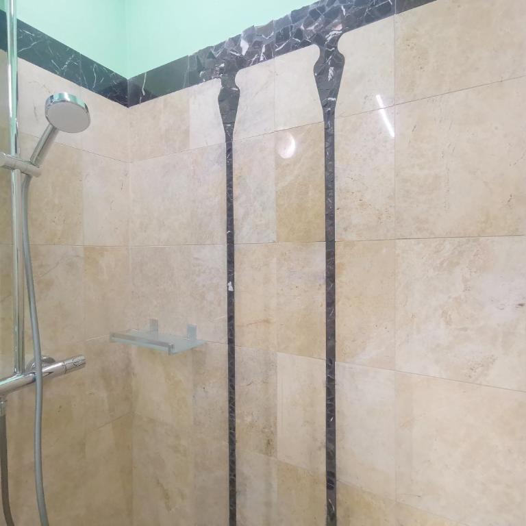 Speciale Tarshito Guesthouse Bari - Camera Deluxe - 10