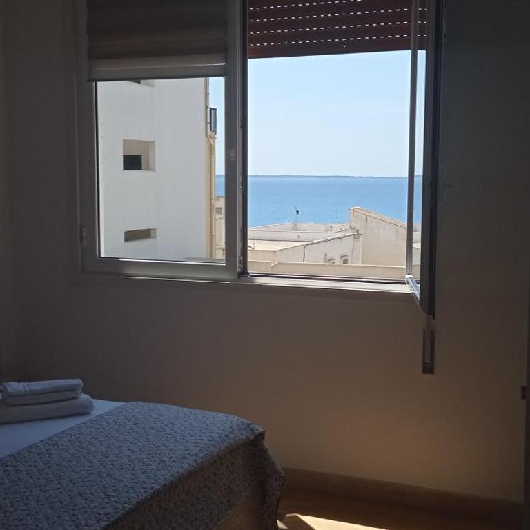 B&B Centrale - Camera Matrimoniale Deluxe (2 Adulti + 1 Bambino) - 9