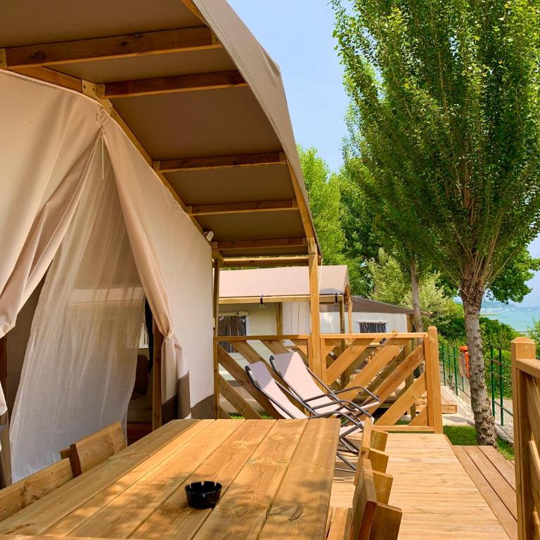Colombaia Village - Tent with Lake View Without Air Conditioning - 4