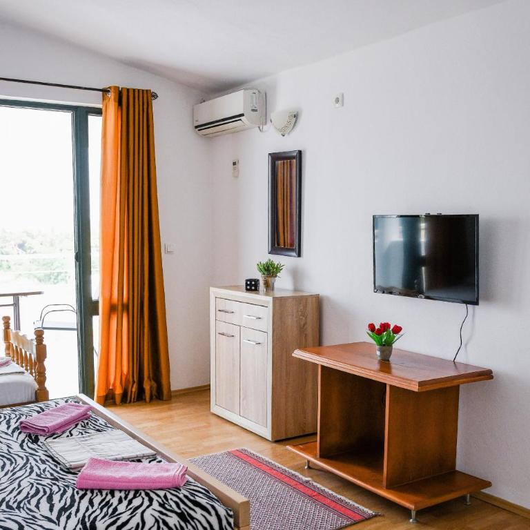 Kashoxha Apartments with SeaView - Two Bedroom Apartment - 24
