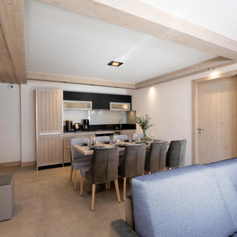 MGM Hôtels & Résidences - Résidence Le Roc Des Tours - Three-Bedroom Prestige Apartment for 8 people with Spa Access - 4