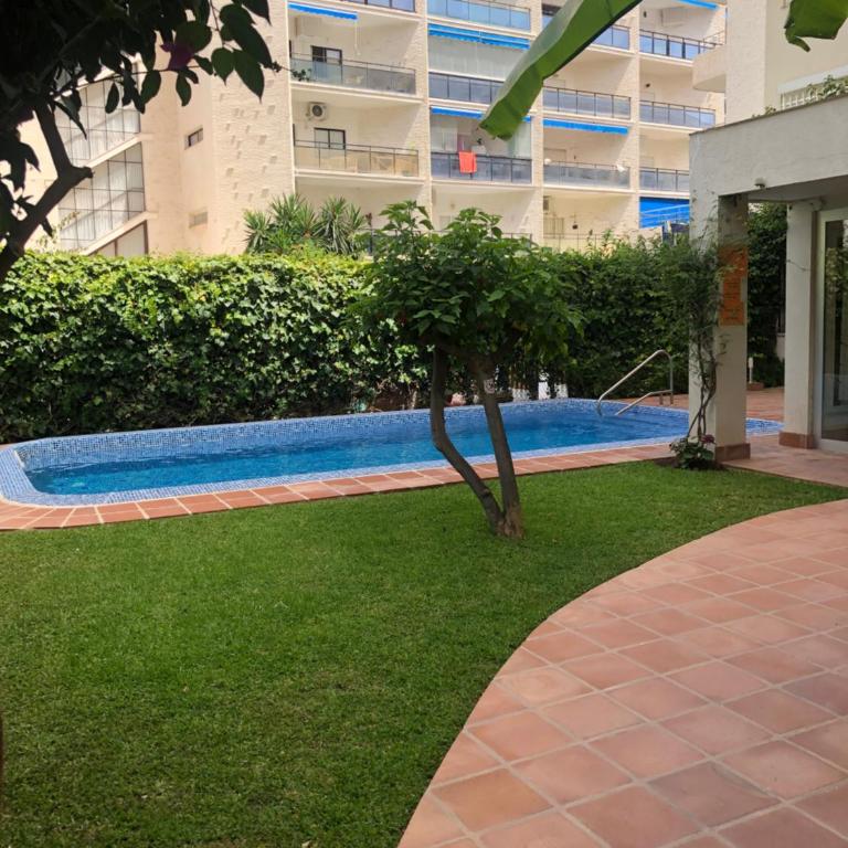 Front Line Apartment Marbella - 2 Bedroom & 2 Bathrooms - Apartamento de 2 dormitorios - 1