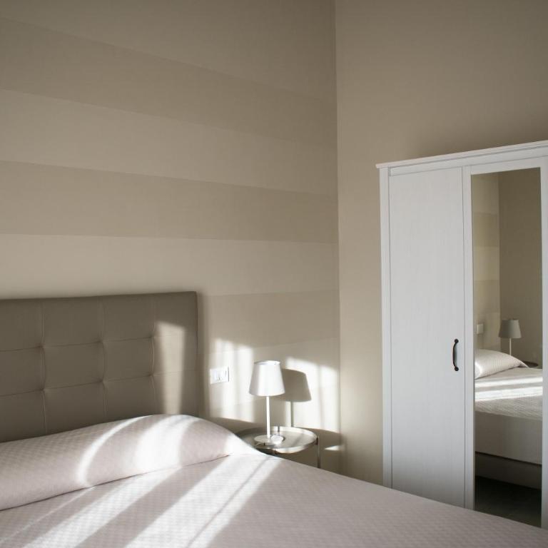Le Quiete Stanze, vacancy houses posto spiaggia in omaggio - Apartment with Terrace - 9