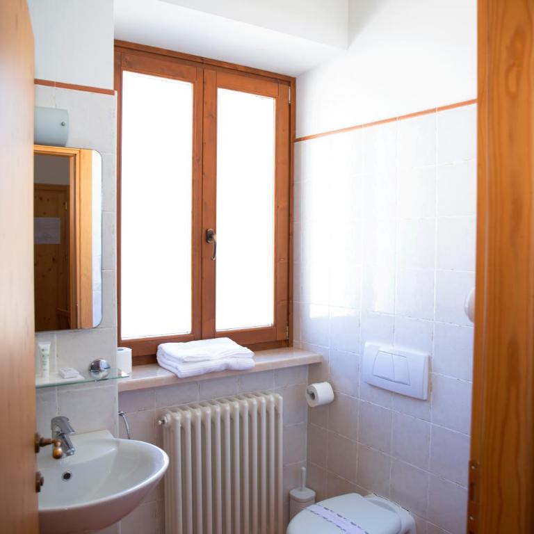 Locanda Alpina a 1250 mt - Camera Standard Doppia con Letti Singoli - 4