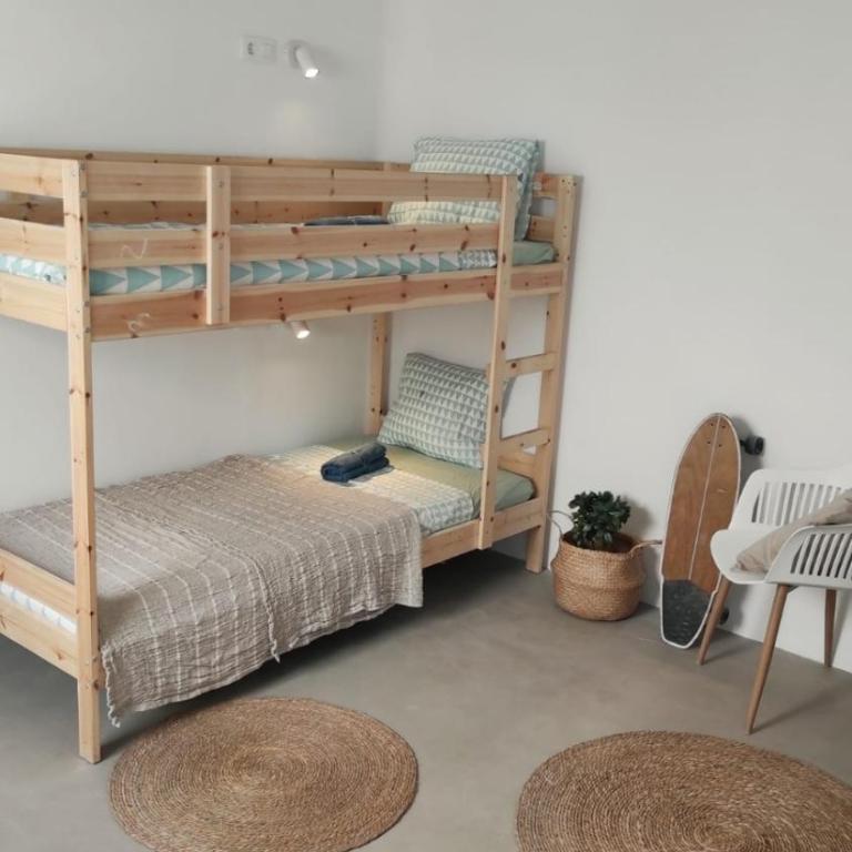 NOMAD SURF HOUSE - Cama en habitación compartida con 4 camas - 6