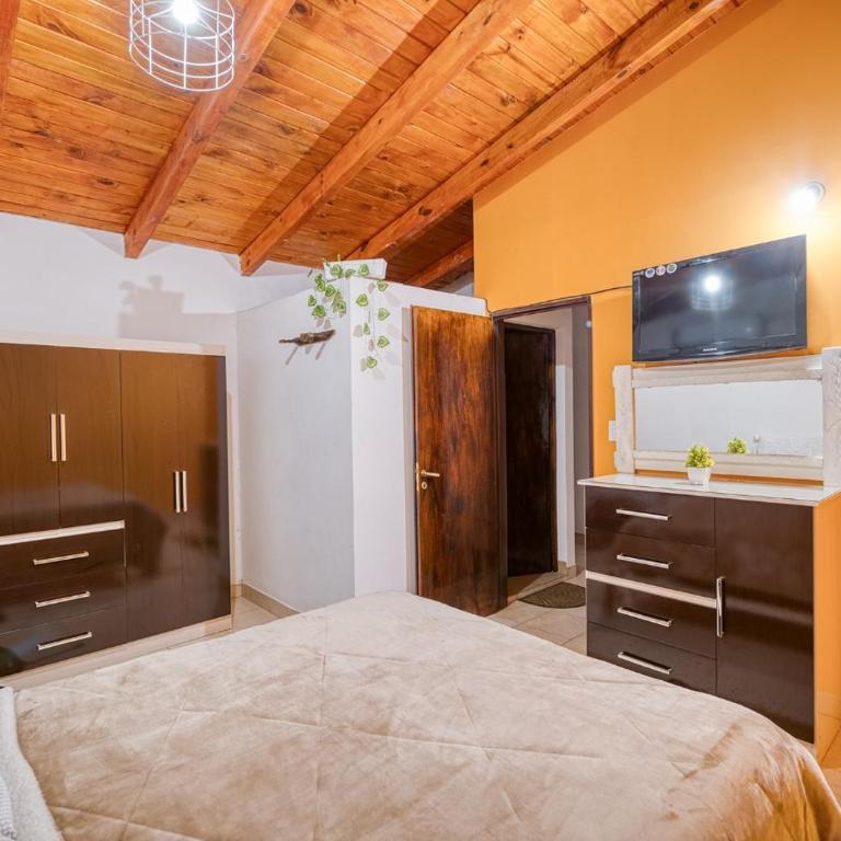 La Brisa - One-Bedroom Apartment - 3
