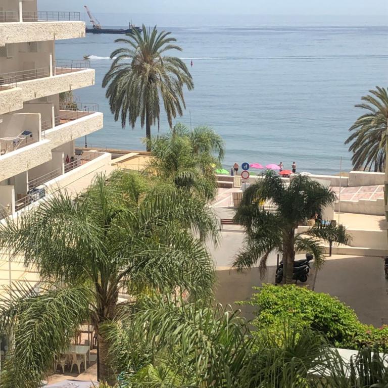 Front Line Apartment Marbella - 2 Bedroom & 2 Bathrooms - Apartamento de 2 dormitorios - 17