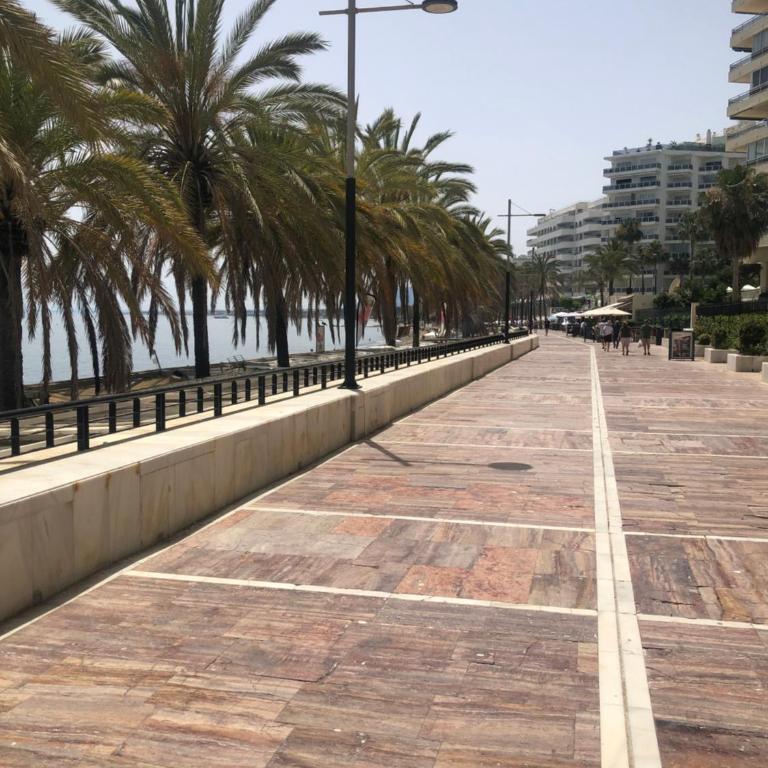Front Line Apartment Marbella - 2 Bedroom & 2 Bathrooms - Apartamento de 2 dormitorios - 20