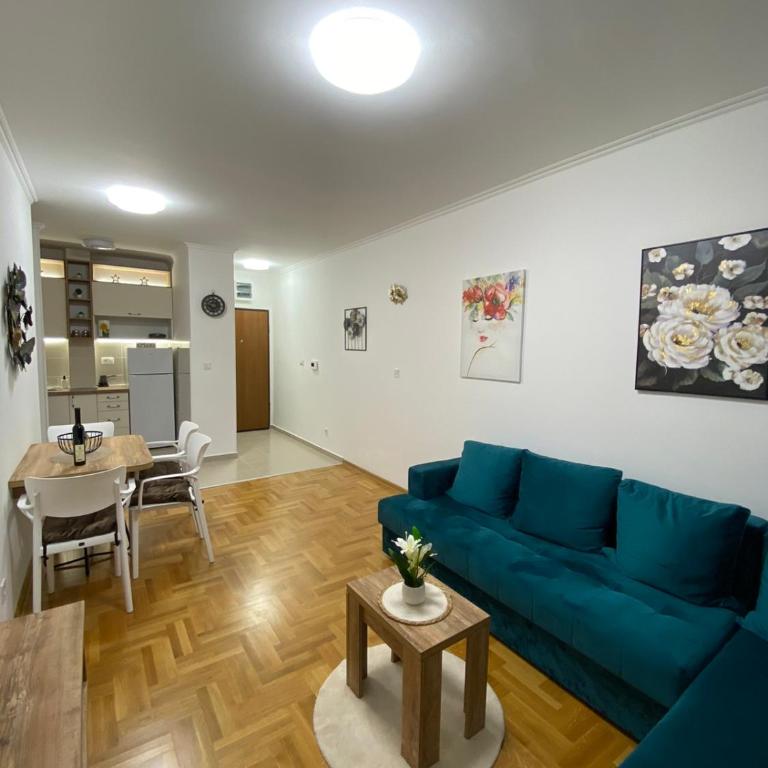Apartment Stars Lux - One-Bedroom Apartment - 7