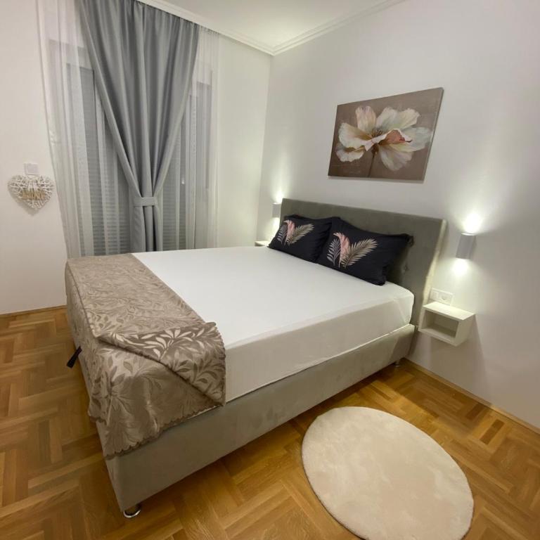 Apartment Stars Lux - One-Bedroom Apartment - 17