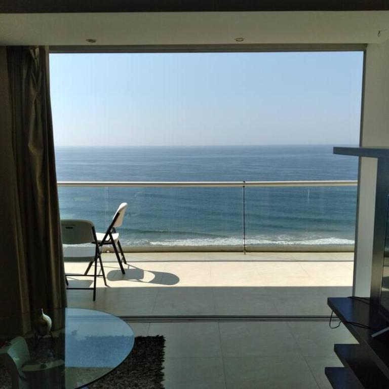 Beautiful 3 bedroom, fully furnished, on the beach - Apartment - 14