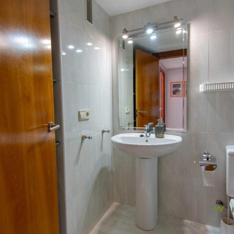 mesana 84, 3 dormitorios - One-Bedroom Apartment - 17