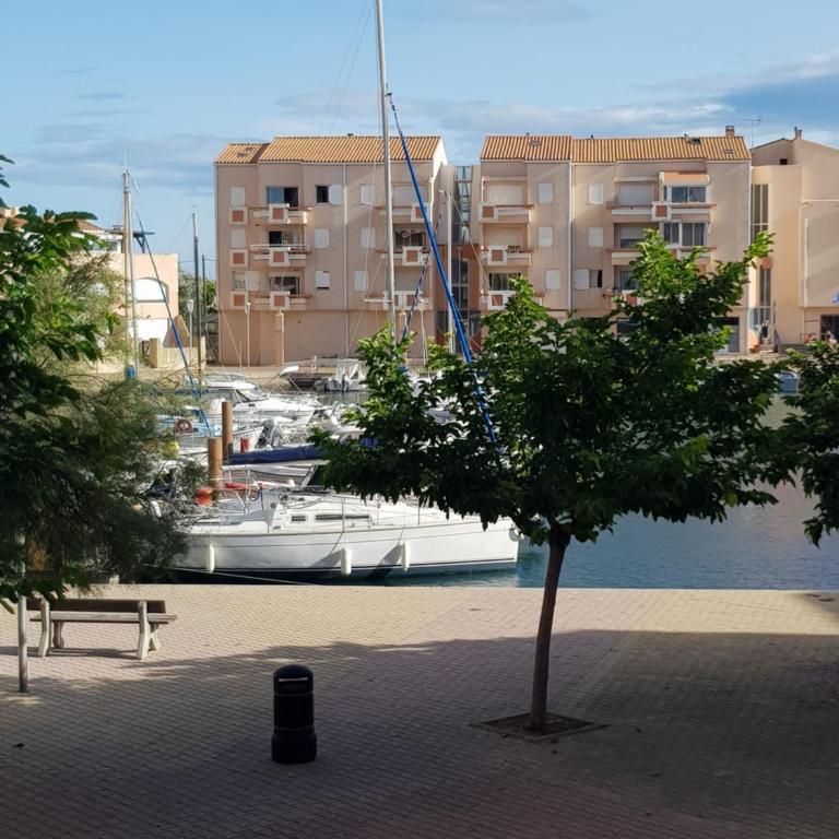 La Galiote, T2 vue port, terrasse et parking - Appartement 1 Chambre - 8