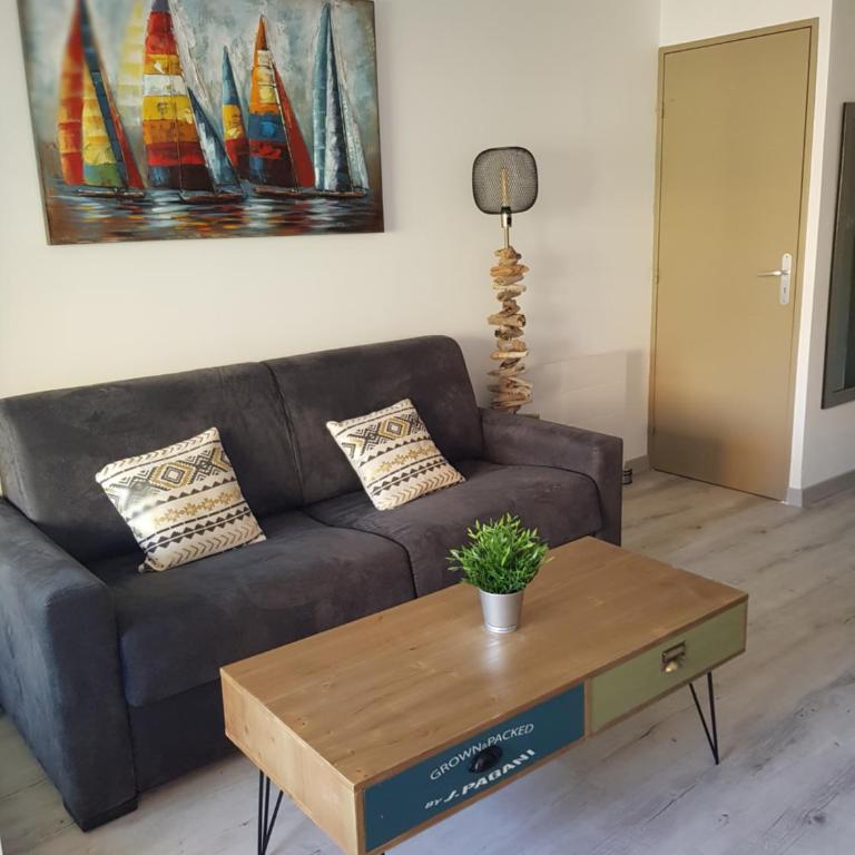 La Galiote, T2 vue port, terrasse et parking - Appartement 1 Chambre - 2