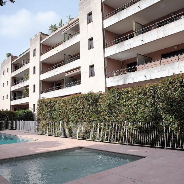 T2 proche de la gare, à 10 minutes à pieds de la Croisette, piscine & parking dans résidence de haut standing - Appartement 1 Chambre - 2