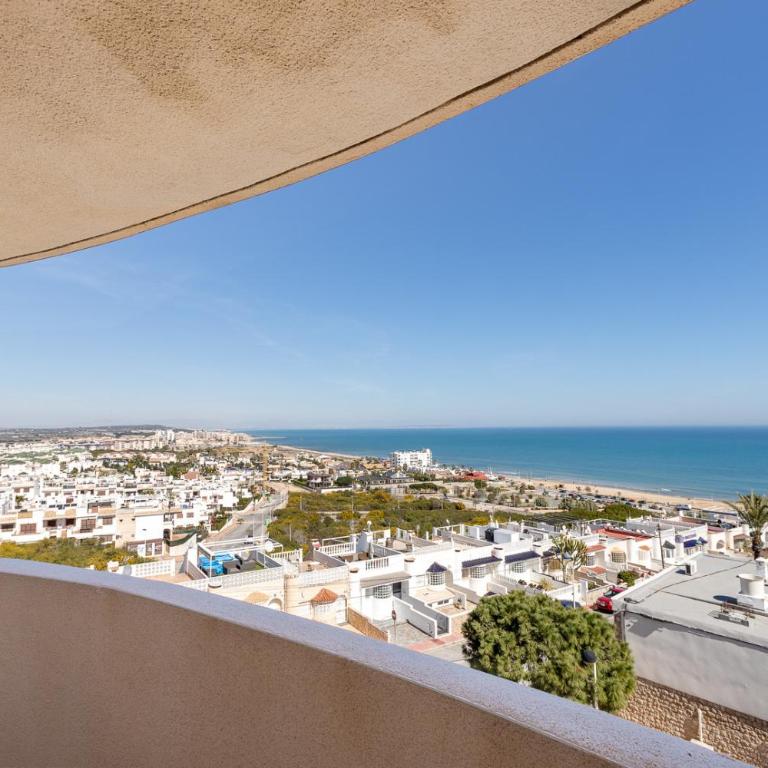 APARTAMENTO CON VISTAS AL MAR Y AL LAGO - One-Bedroom Apartment - 23