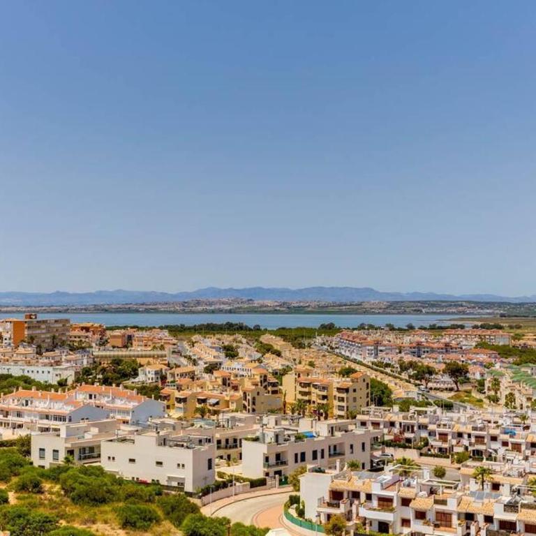 APARTAMENTO CON VISTAS AL MAR Y AL LAGO - One-Bedroom Apartment - 29