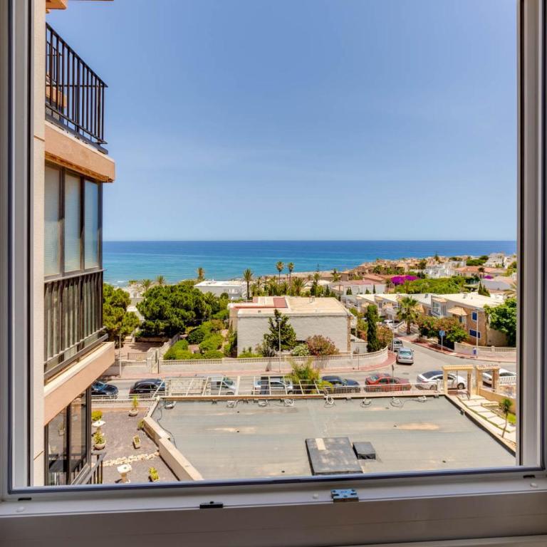 APARTAMENTO CON VISTAS AL MAR Y AL LAGO - One-Bedroom Apartment - 6