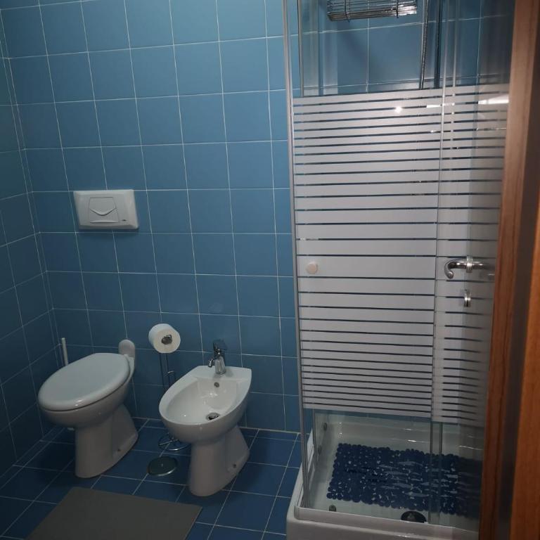 Fadacamera - Camera Matrimoniale con Bagno in Comune - 4