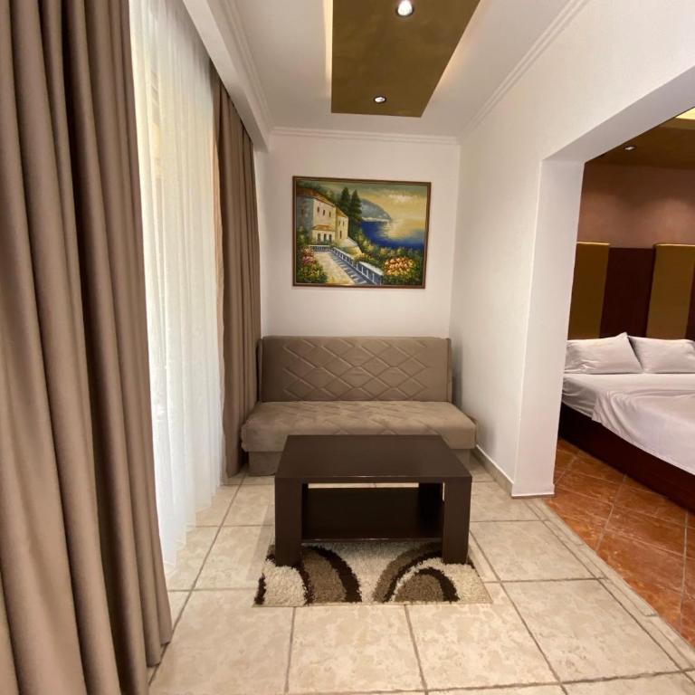Christopher's apartments - Suite - 2
