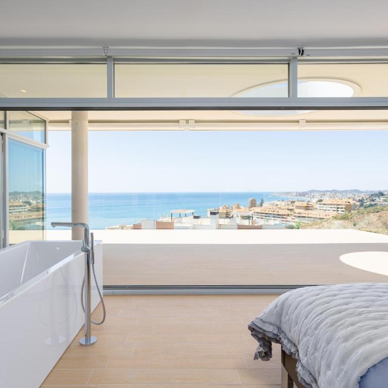 Ensuite Penthouse Panoramic Sea View with Jacuzzi - Apartamento Ático - 18