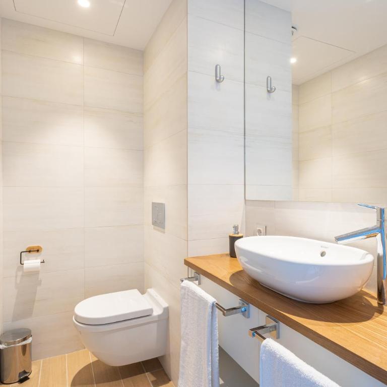 Ensuite Penthouse Panoramic Sea View with Jacuzzi - Apartamento Ático - 40
