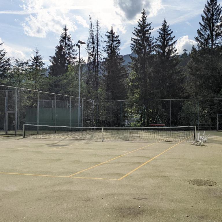 Modern renoviert mit Hallenbad + Fitness - Studio-Apartment - 23