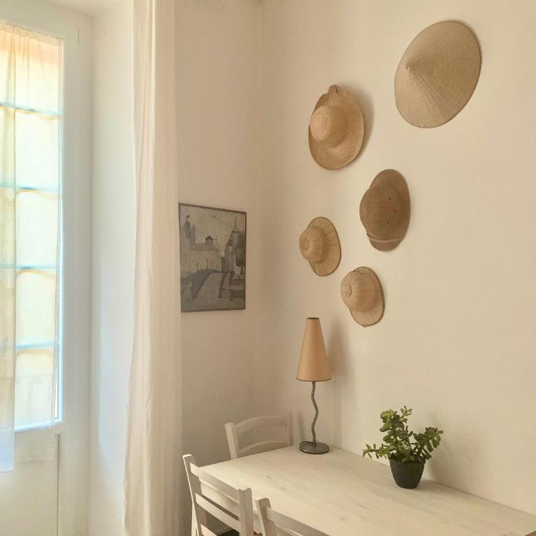 Finale ligure - Dimora storica in centro a 50 m dal mare - Appartamento con 2 Camere da Letto - 5