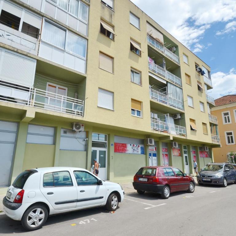 Central Apartment Tivat - Two-Bedroom Apartment - 11