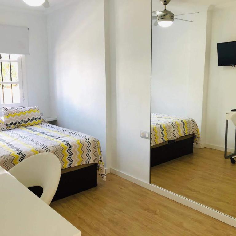 Deluxe Windsor Park - One-Bedroom Apartment - 11