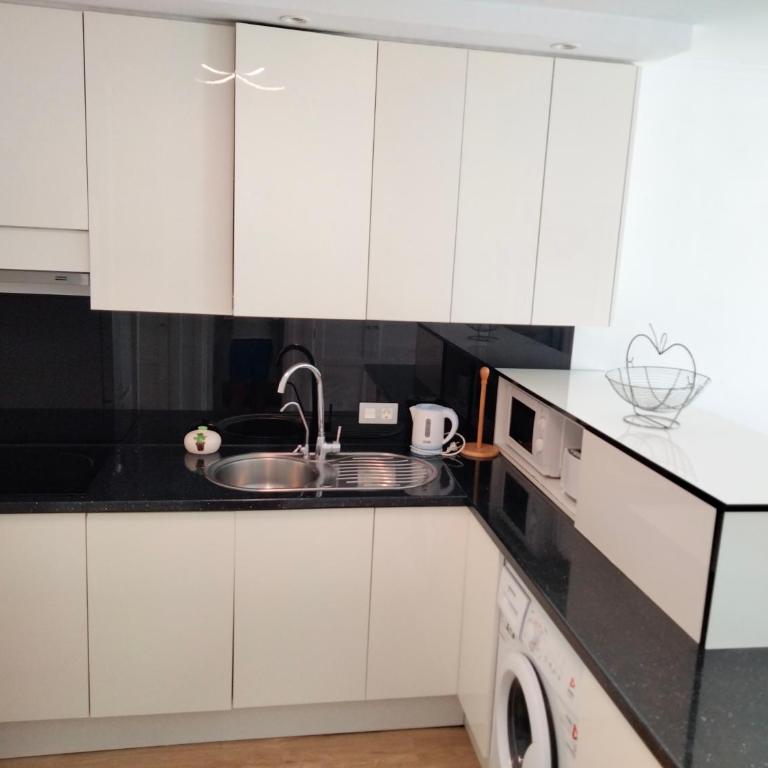 Deluxe Windsor Park - One-Bedroom Apartment - 23