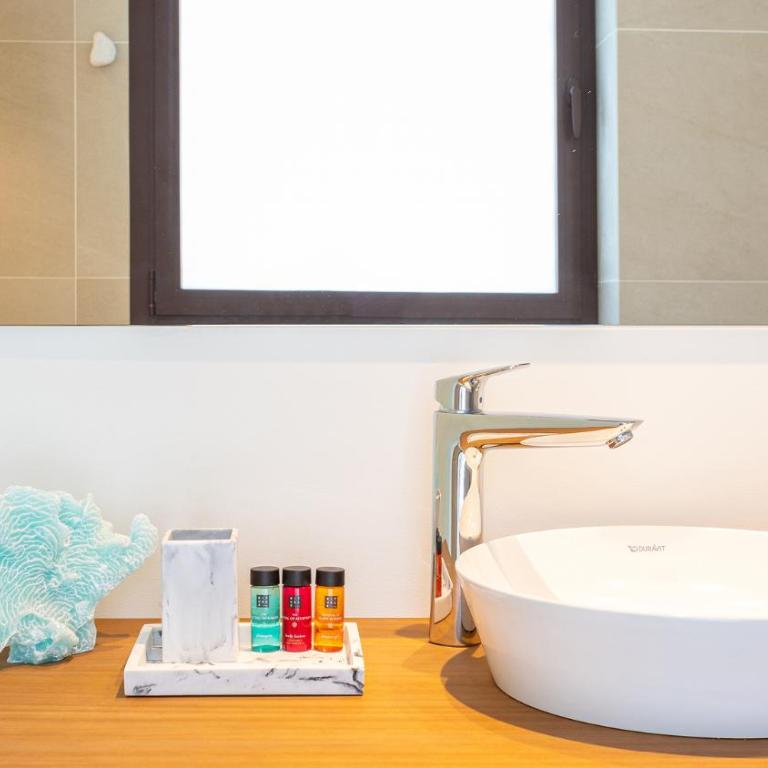 Higueron Rental Beach Club Suites - Managed by Higuerón Resort - One-Bedroom Suite - 28