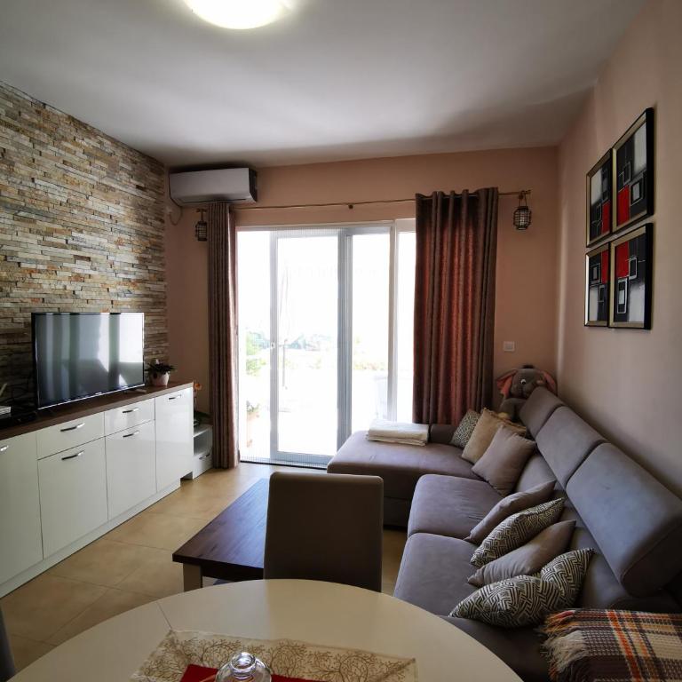 Charming and Luxurious Flat with Large Terrace - One-Bedroom Apartment - 4
