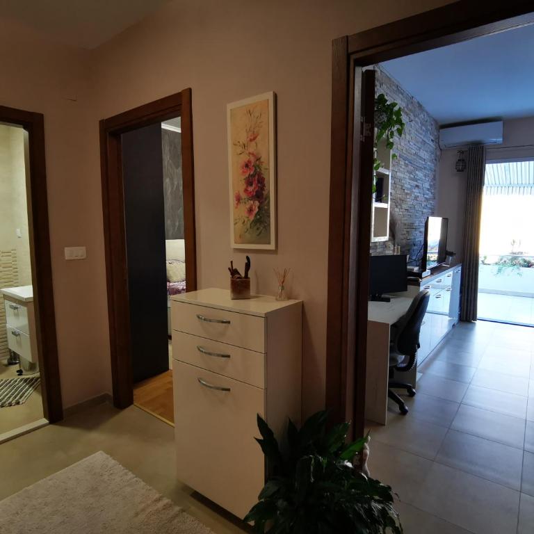 Charming and Luxurious Flat with Large Terrace - One-Bedroom Apartment - 16