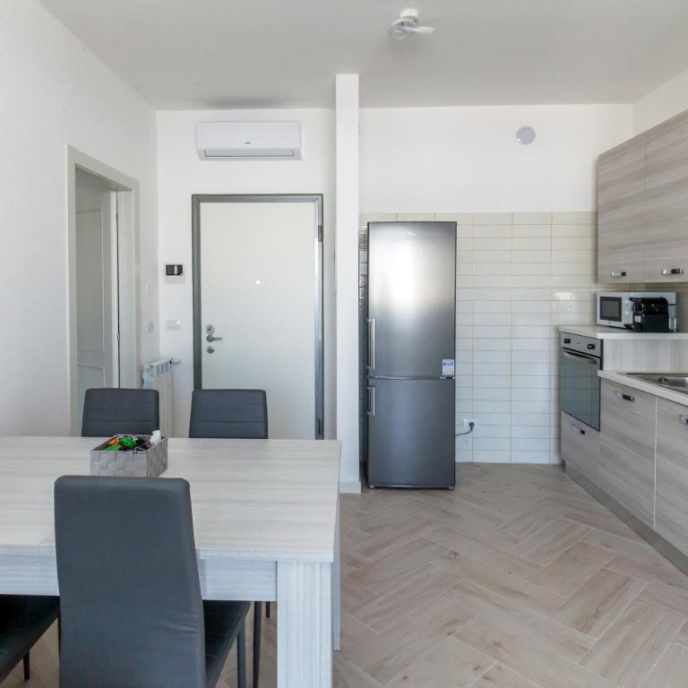 12° Piano Torre Diamante - 67 - Appartamento con 1 Camera da Letto - 16
