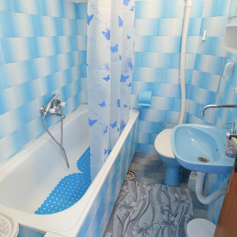Old Fashion Guest House - Two-Bedroom House - 17