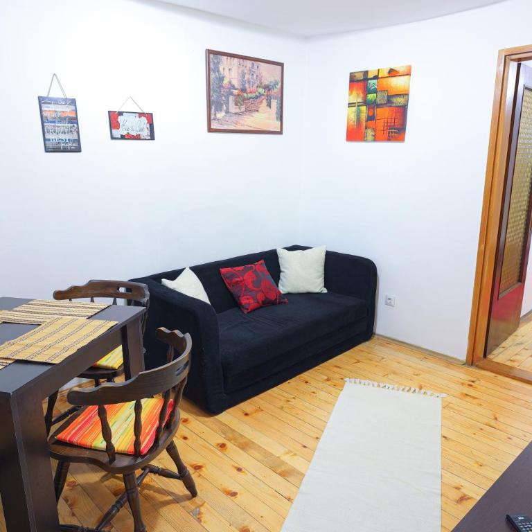 Old Fashion Guest House - Two-Bedroom House - 7