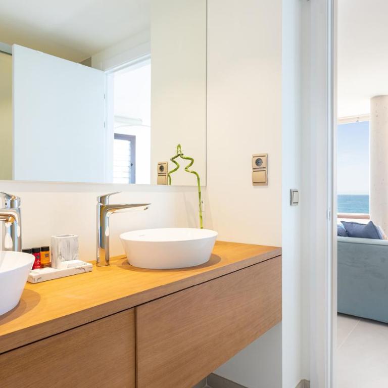 Higueron Rental Beach Club Suites - Managed by Higuerón Resort - Two-Bedroom Suite - 10